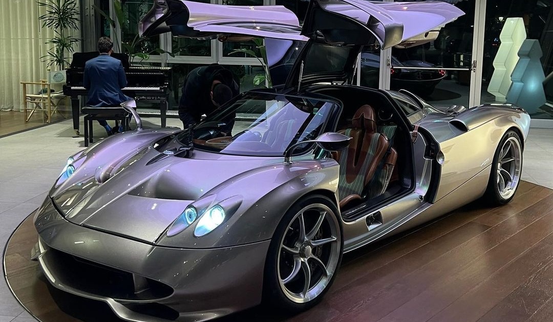 Pagani Huayra Codalunga được bàn giao