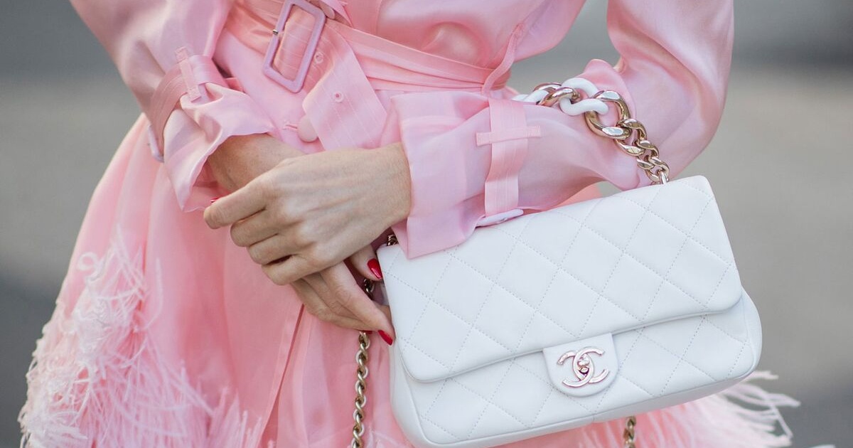 Khám phá với hơn 87 chanel classic mini square tuyệt vời nhất trieuson5 #43 Khám phá với hơn 87 chanel classic mini square tuyệt vời nhất trieuson5